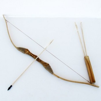 Wooden Bow Set with 3 Arrows image